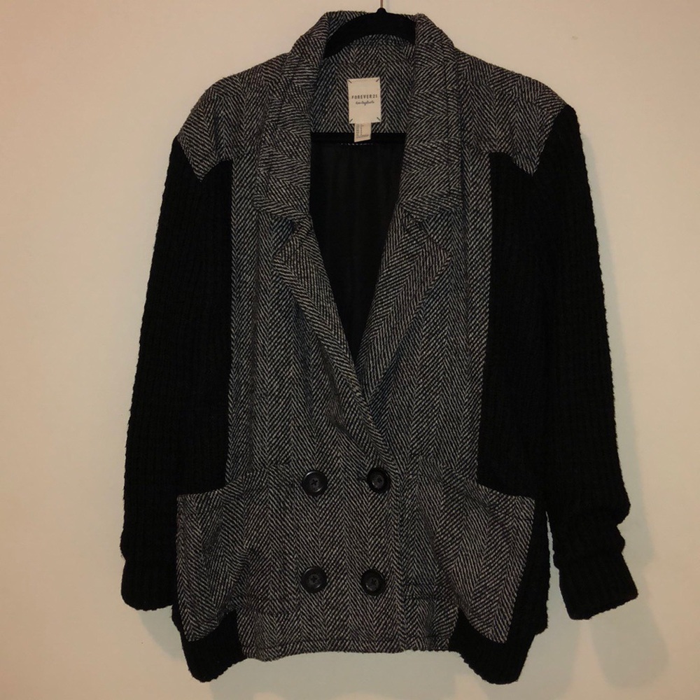 Mixed fabric coat